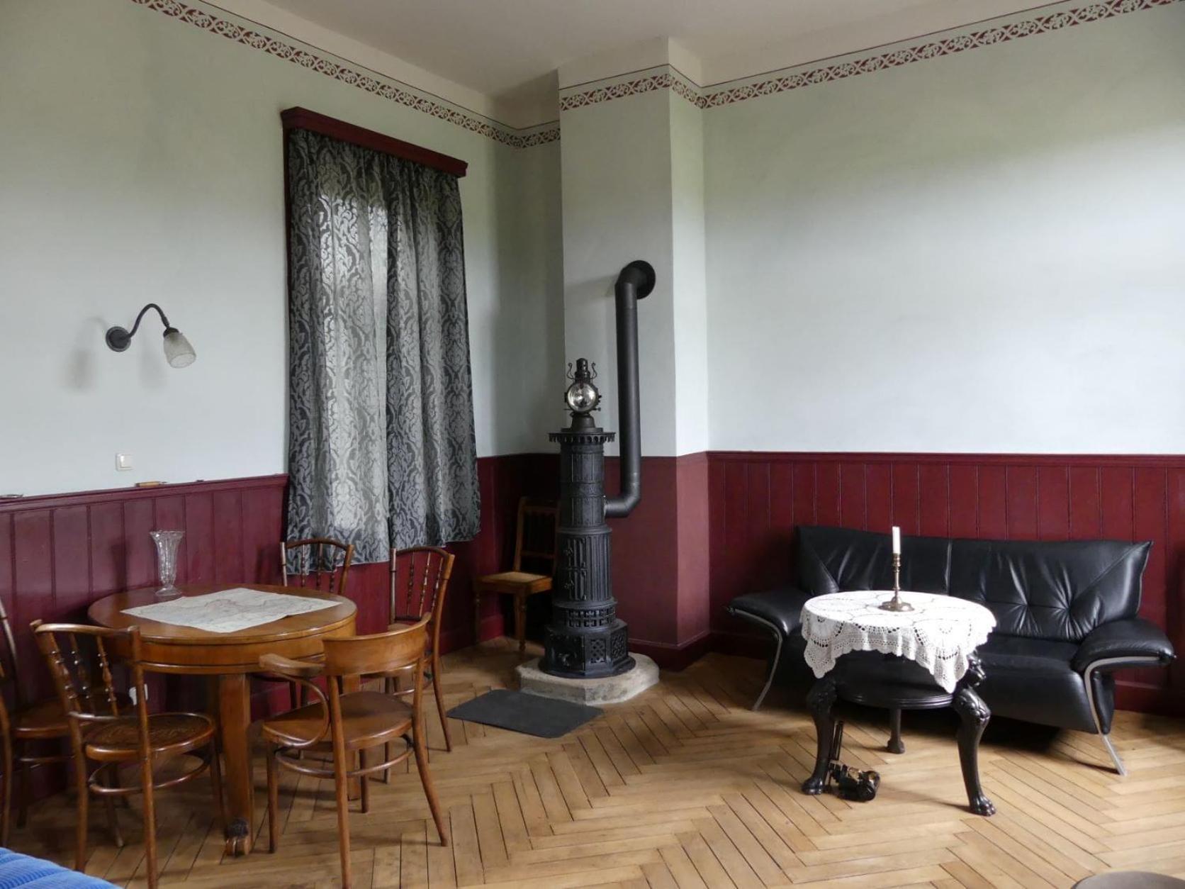 Ferienwohnung Bahnhof 1892 Meeder Luaran gambar